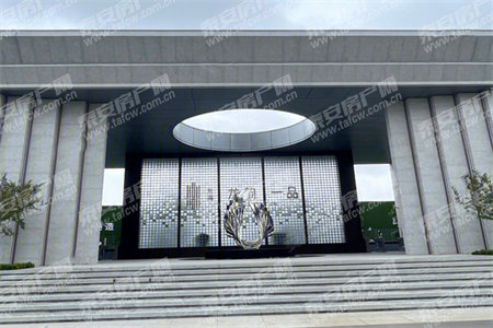 凤翎锦绣2室2厅1卫74m255万